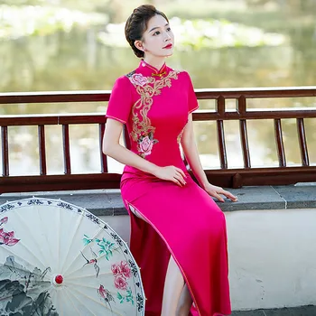 Nauja, Moterų Ilgas Qipao Kinijos Elegantiškas Veiklos Drabužius Suknelė Retro Classic Slim Pėsčiomis Rodyti Aplikacijos Cheongsam Vestidos
